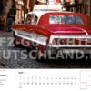 Monatsmotiv April: roter Chevrolet Impala in einer Kopfsteinpflastergasse – Oldtimer-Kalender 2027 mit Firmenlogo
